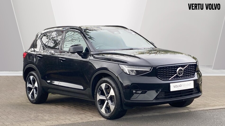 Volvo XC40 2.0 B4P Plus Dark 5dr Auto Petrol Estate